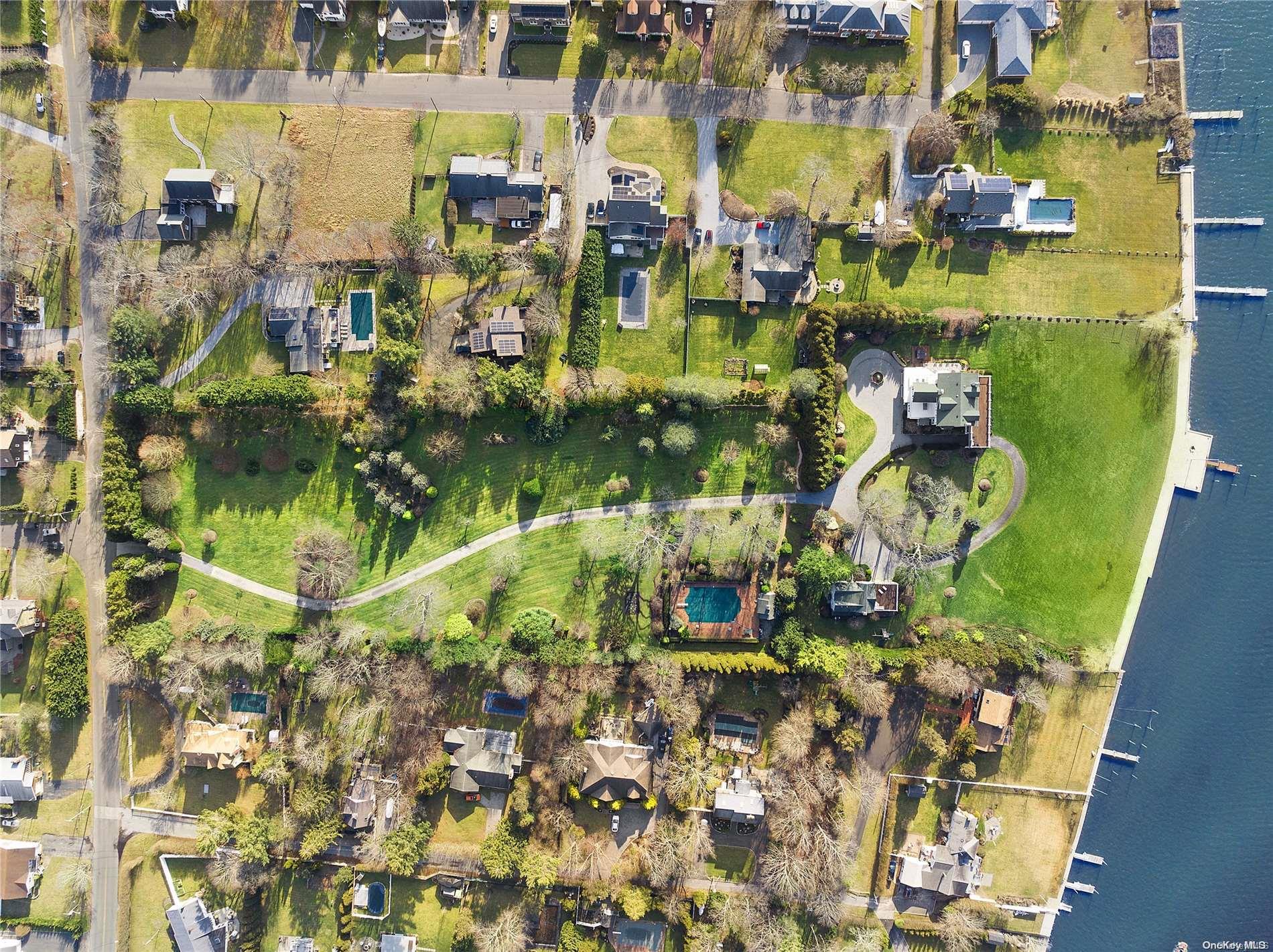 #3 photo, 104 Union Avenue, サフォーク郡 Center Moriches , NY 11934