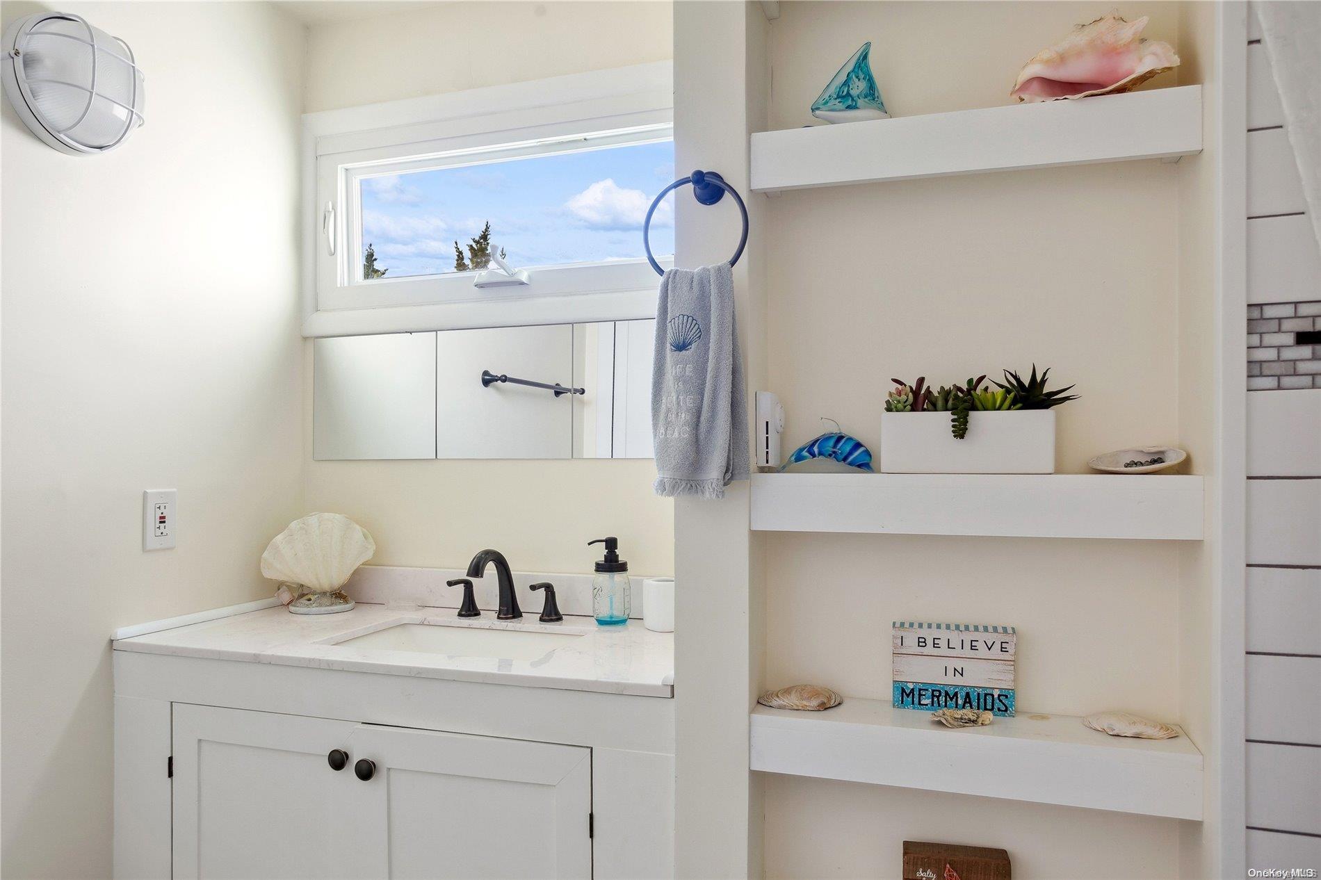 #13 photo, 400 Dune Road, サフォーク郡 Westhampton Beach , NY 11978