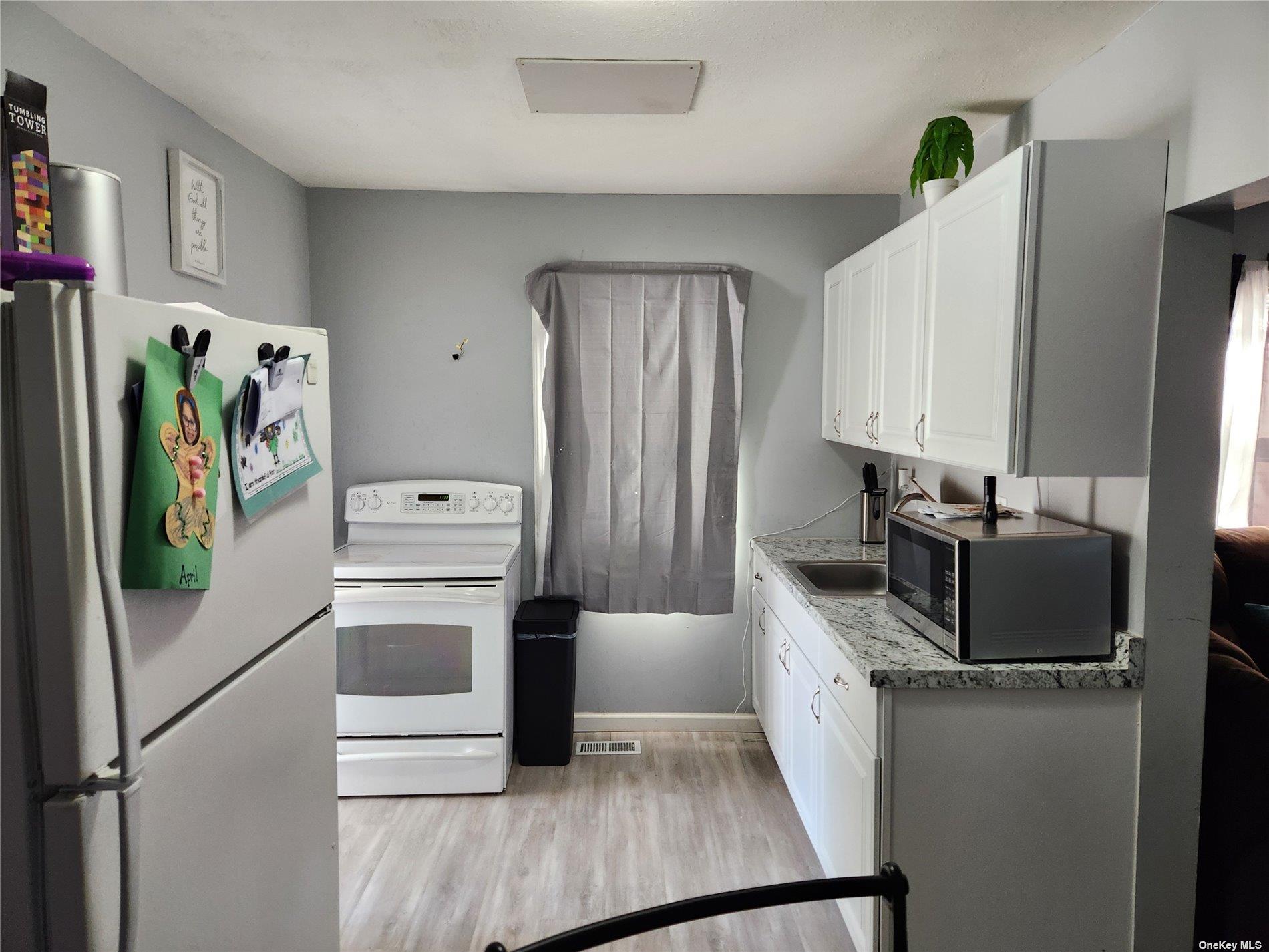 #4 photo, 90 Old Quogue Road, サフォーク郡 Riverhead , NY 11901