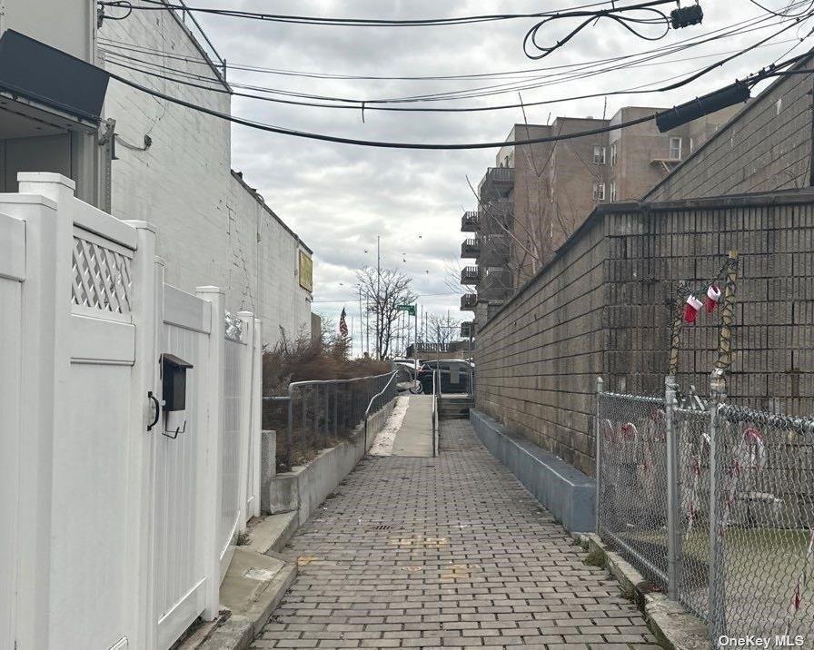 #8 photo, 14A Lake Avenue, Brooklyn , NY 11235