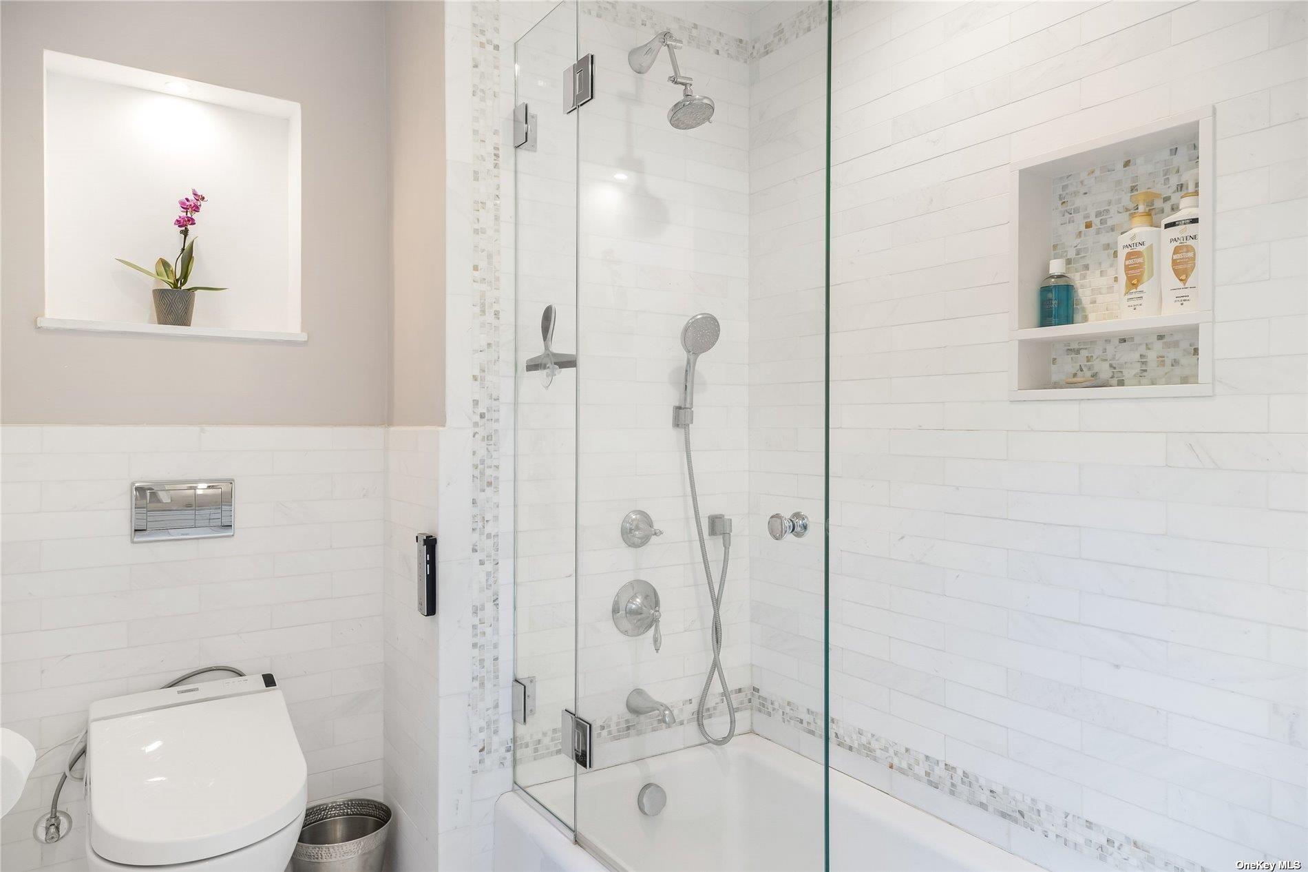 #10 photo, 686 Hill Street, サフォーク郡 Southampton , NY 11968