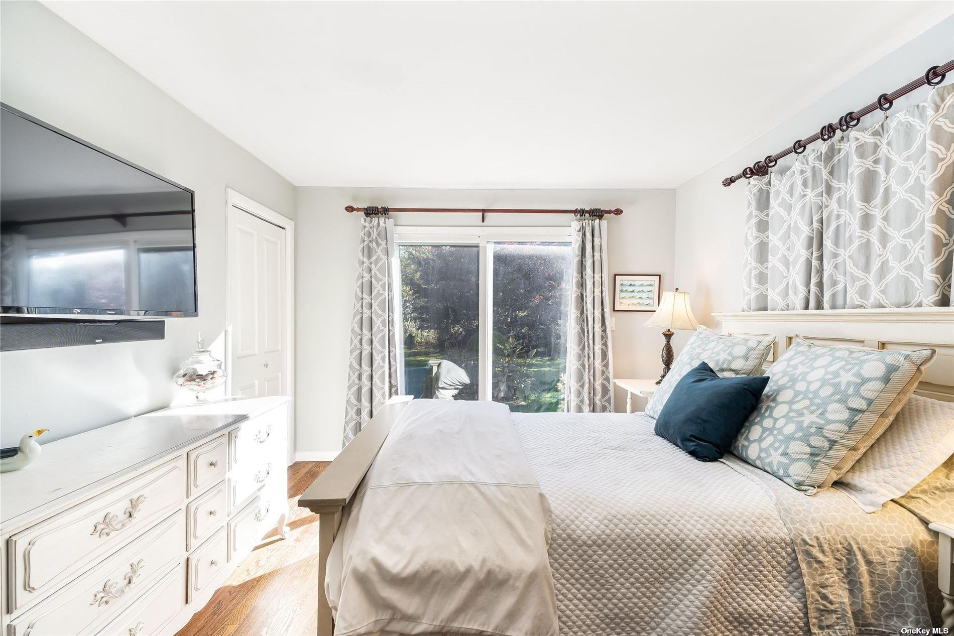 #11 photo, 686 Hill Street, サフォーク郡 Southampton , NY 11968