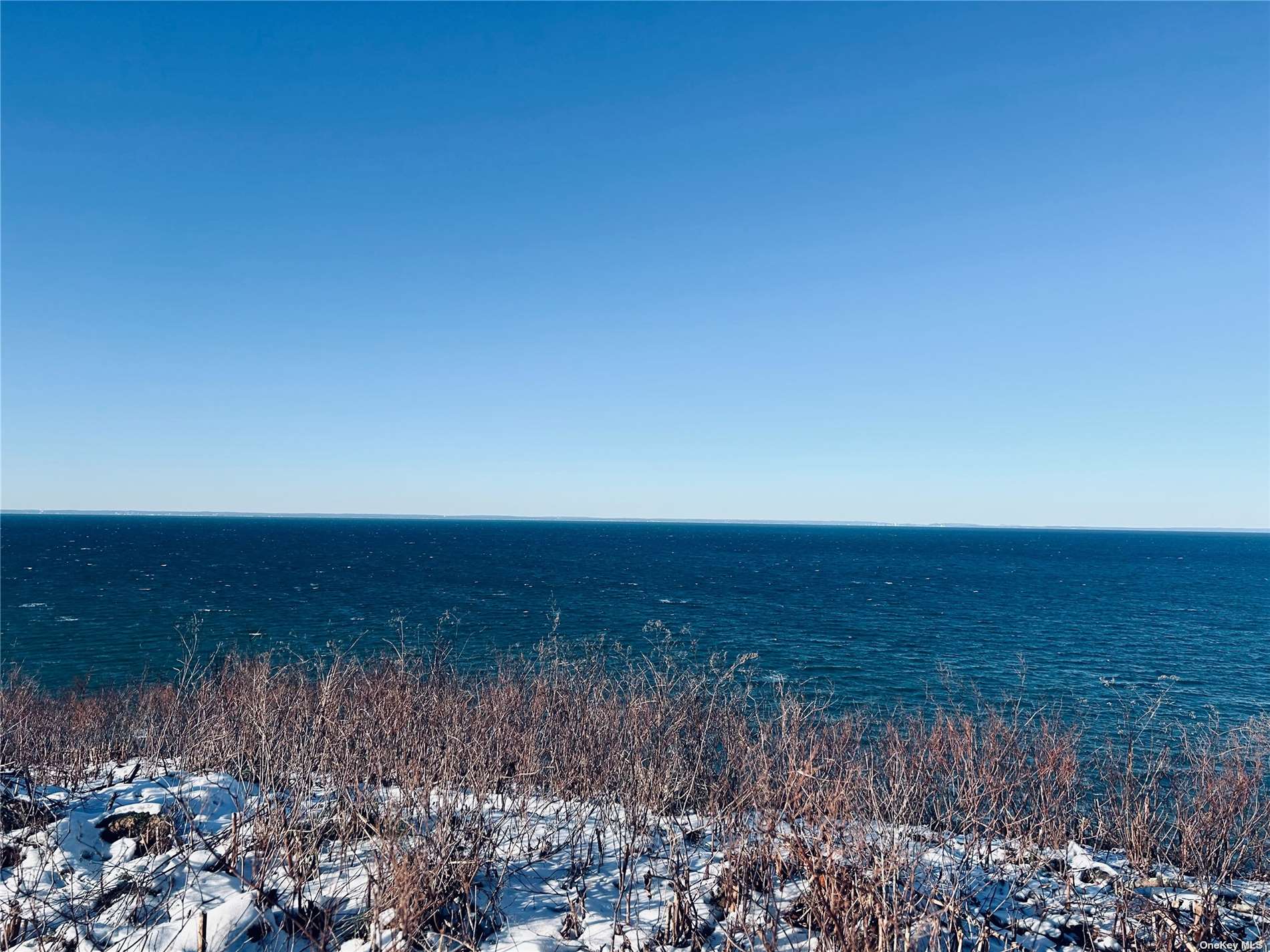 #1 photo, 12 Surf Road, सफ़ोक काउंटी Rocky Point , NY 11778