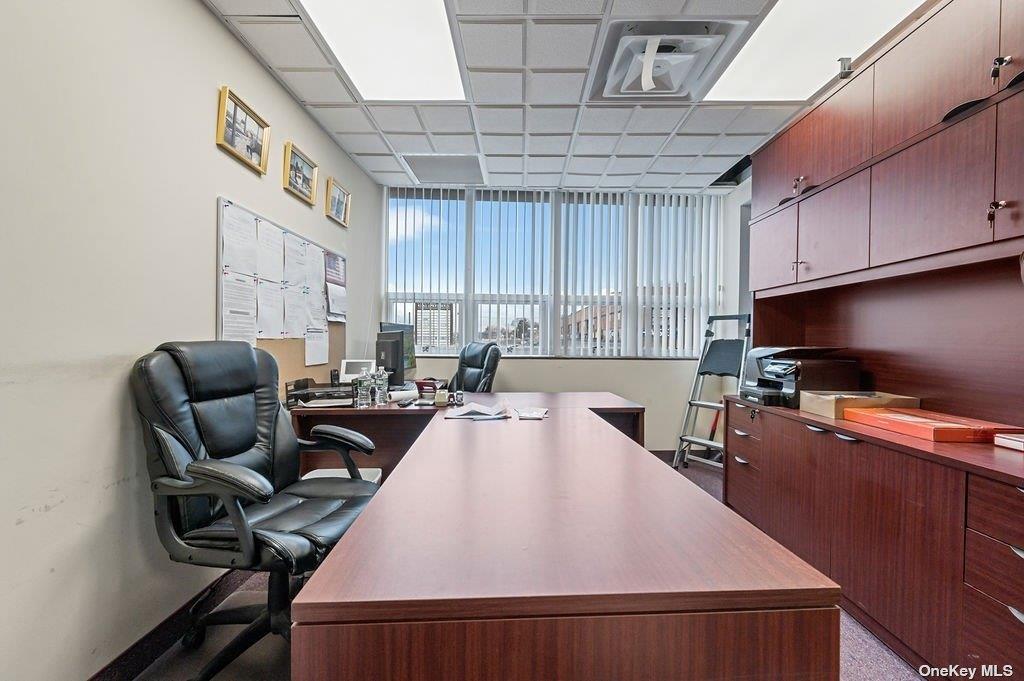 #11 photo, 87-87 Francis Lewis Boulevard, クイーンズ区 Queens Village , NY 11427