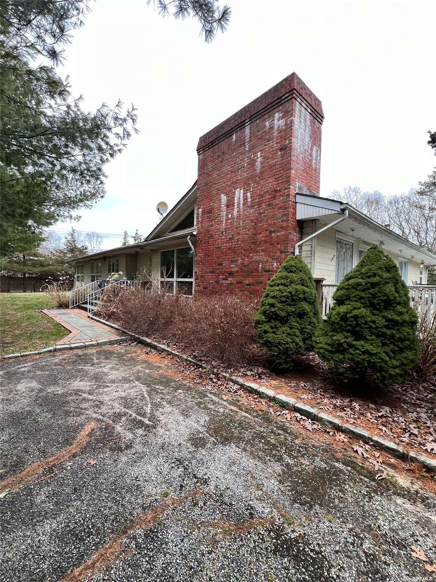 #1 photo, 54 Meeting House Road, Westhampton Beach , NY 11978
