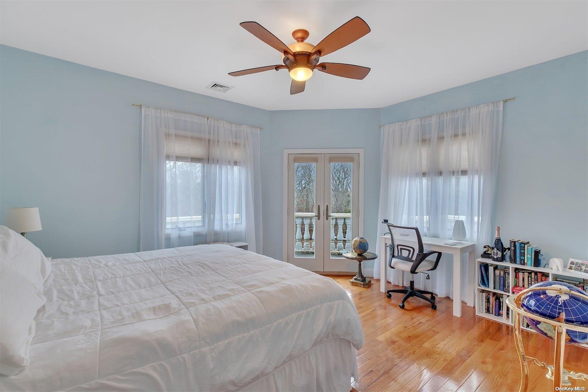 #19 photo, 10 Bay Woods Drive, サフォーク郡 Hampton Bays , NY 11946