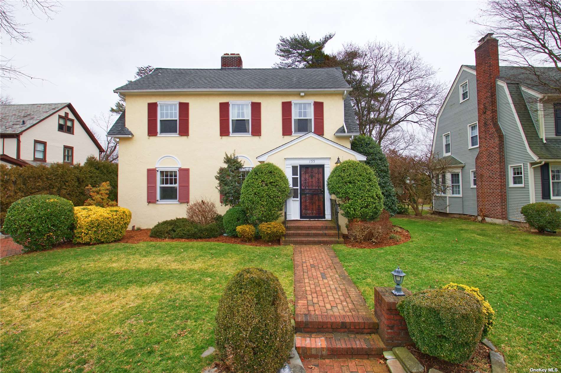 #1 photo, 155 Wellington Road, Garden City , NY 11530