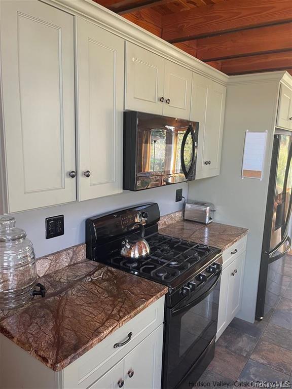 #14 photo, 109 Goldrick Landing, Kingston , NY 12401