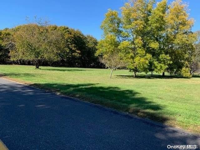 #10 photo, 385 New Suffolk Avenue, Mattituck , NY 11952