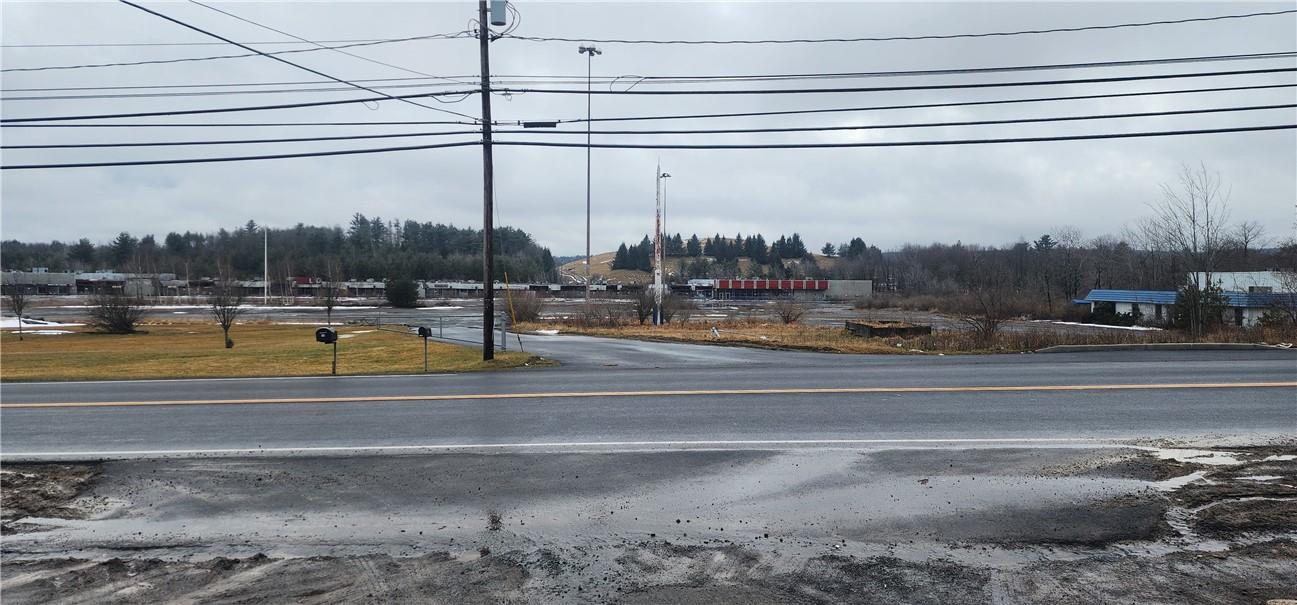 #3 photo, 100 E Broadway, Monticello , NY 12701