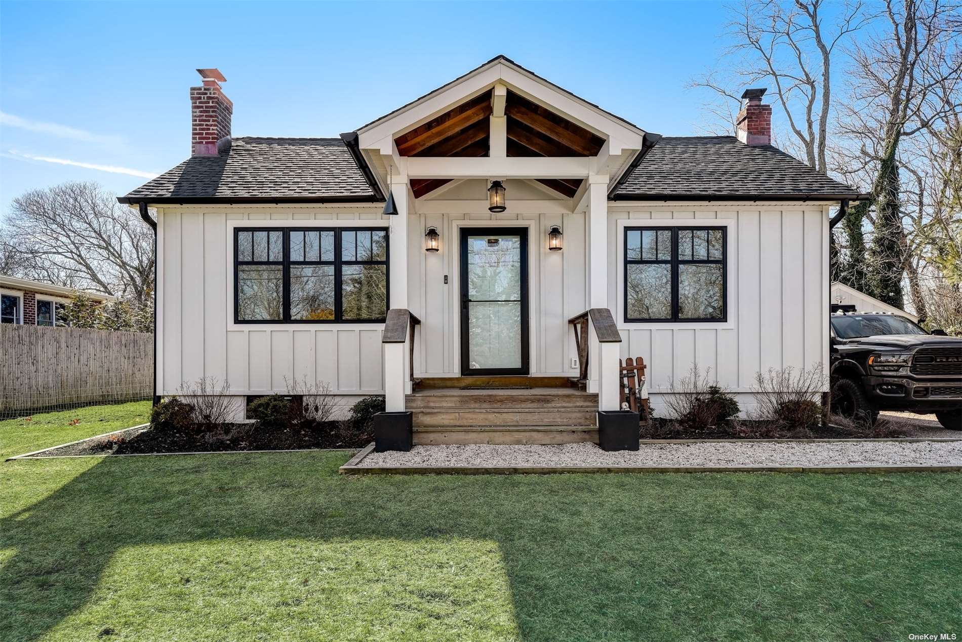 #1 photo, 26 Hallock Lane, 东长岛 Rocky Point , NY 11778