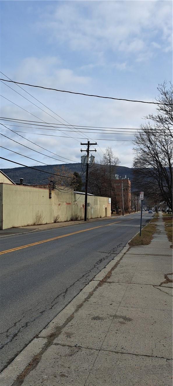 #10 photo, 46 Canal Street, 纽约州 Ellenville , NY 12428