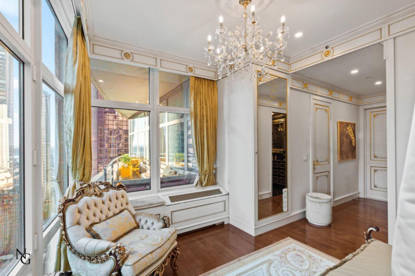 #10 photo, 1600 Broadway, マンハッタン Theater District , NY 10019