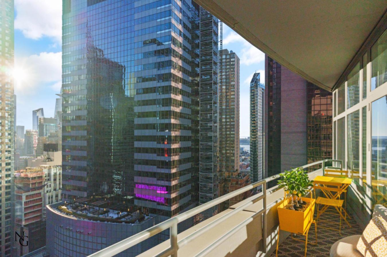 #19 photo, 1600 Broadway, マンハッタン Theater District , NY 10019