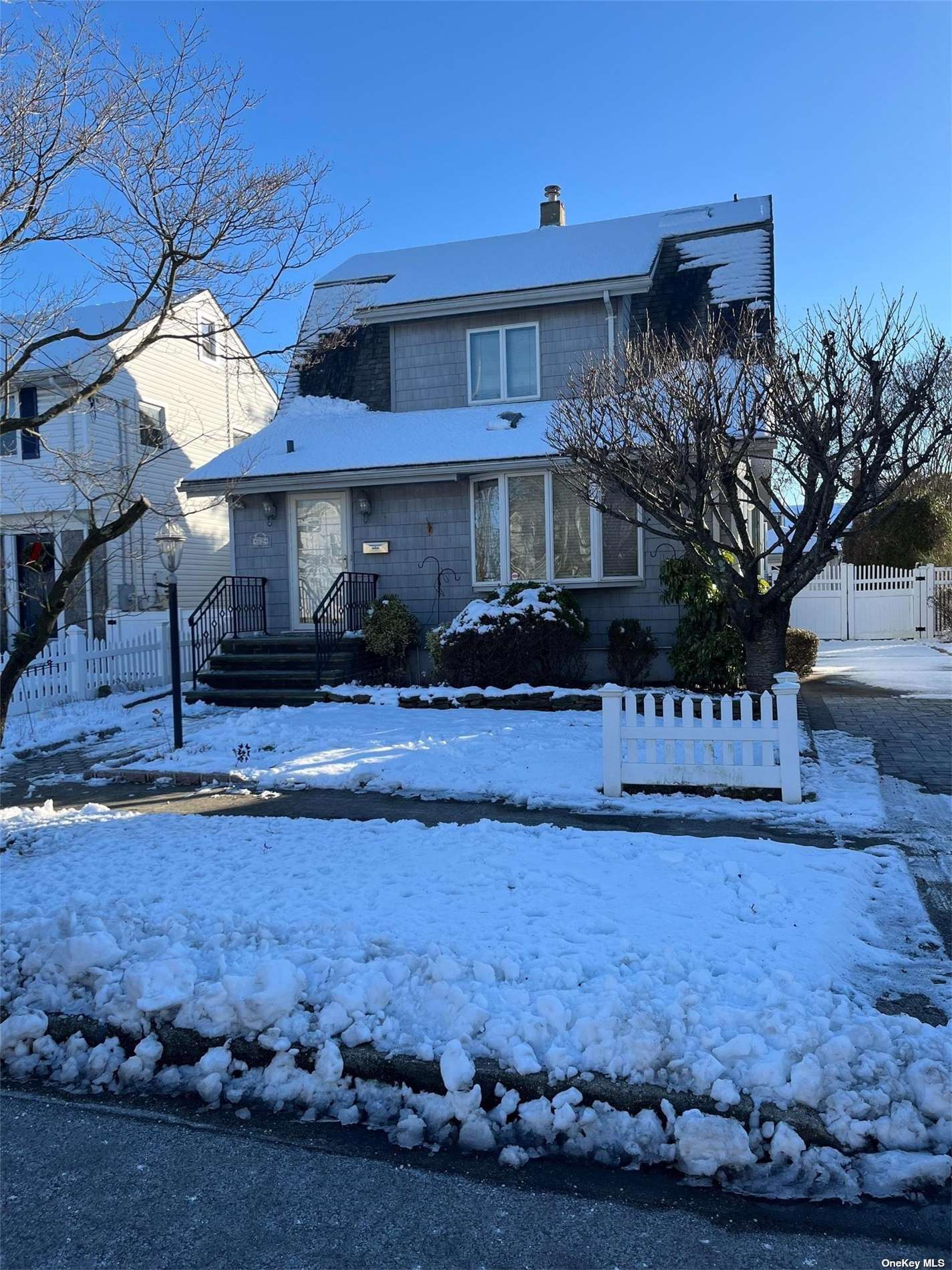 #1 photo, 82 East Beverly Parkway, ナッソー郡 Valley Stream , NY 11580