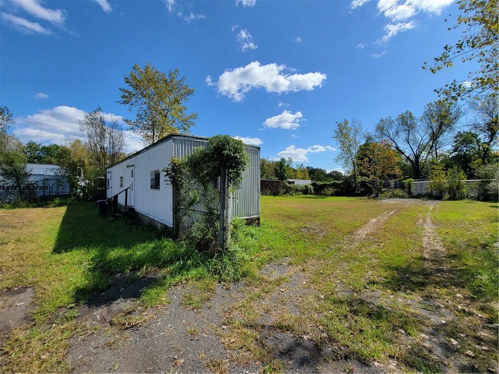 #8 photo, 375 Western Highway, Tappan , NY 10983