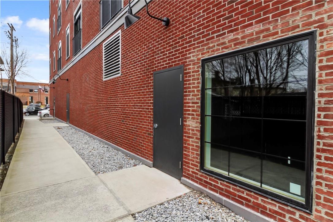 #10 photo, 249 Main Street, Beacon , NY 12508