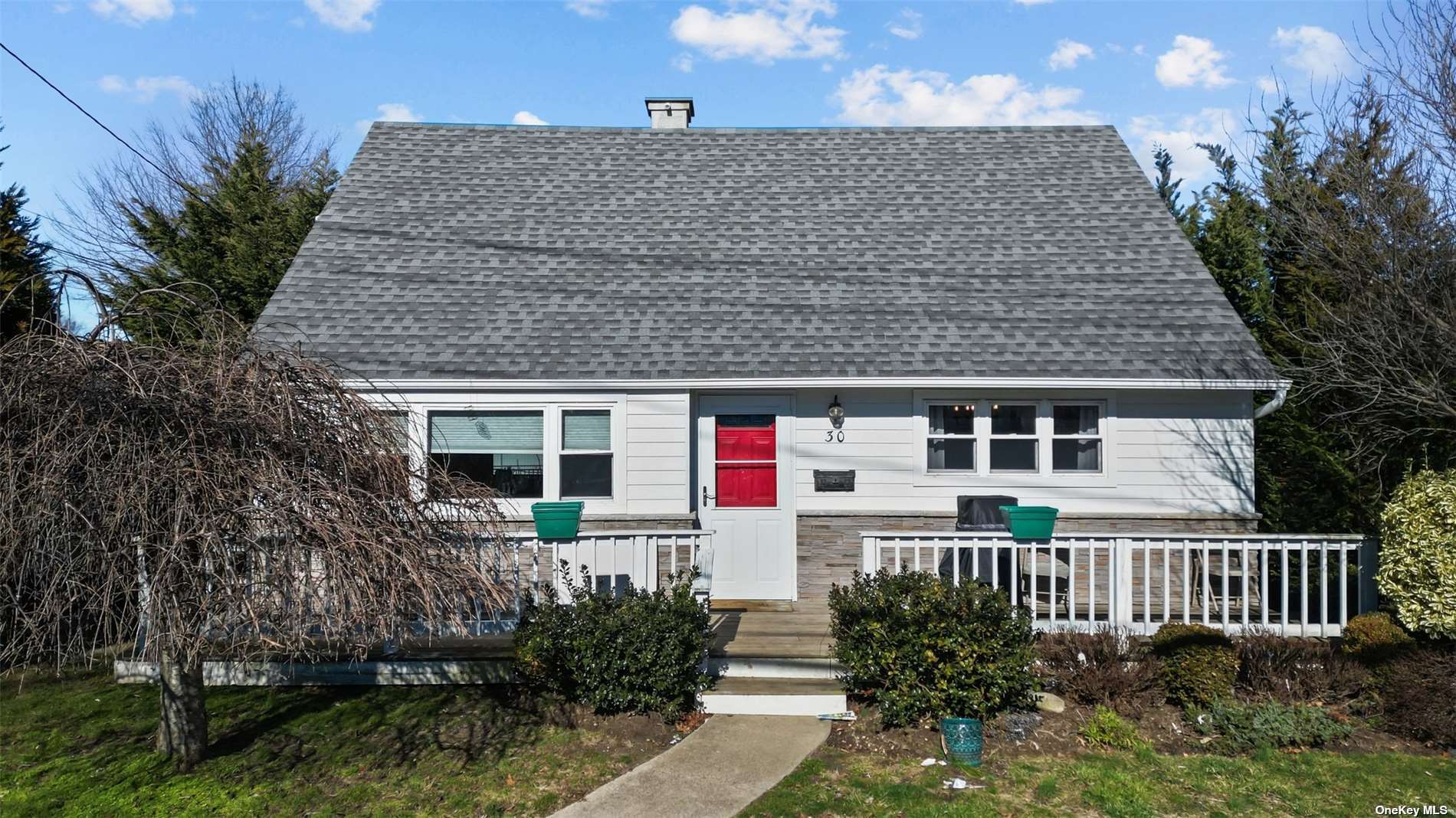 #1 photo, 30 Montgomery Avenue, Oceanside , NY 11572