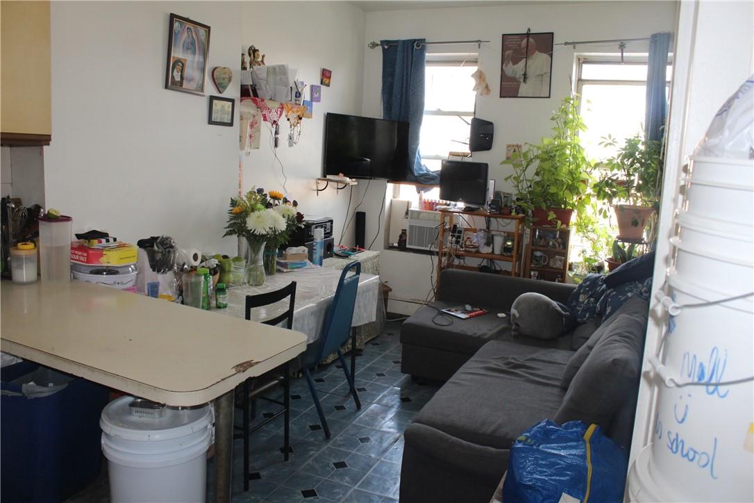 #8 photo, 430 E 144th Street, Bronx , NY 10454