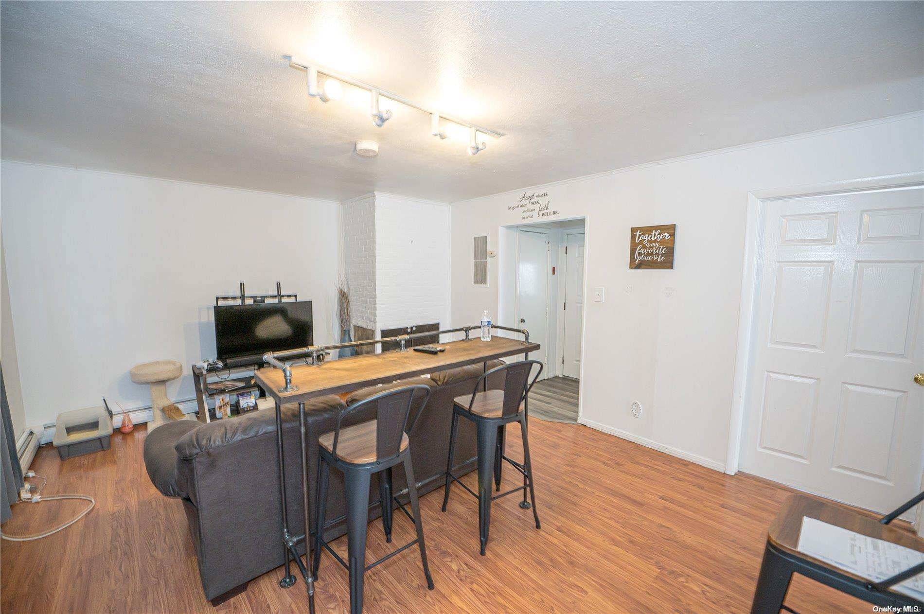 #11 photo, 31 William Street, サフォーク郡 Copiague , NY 11726