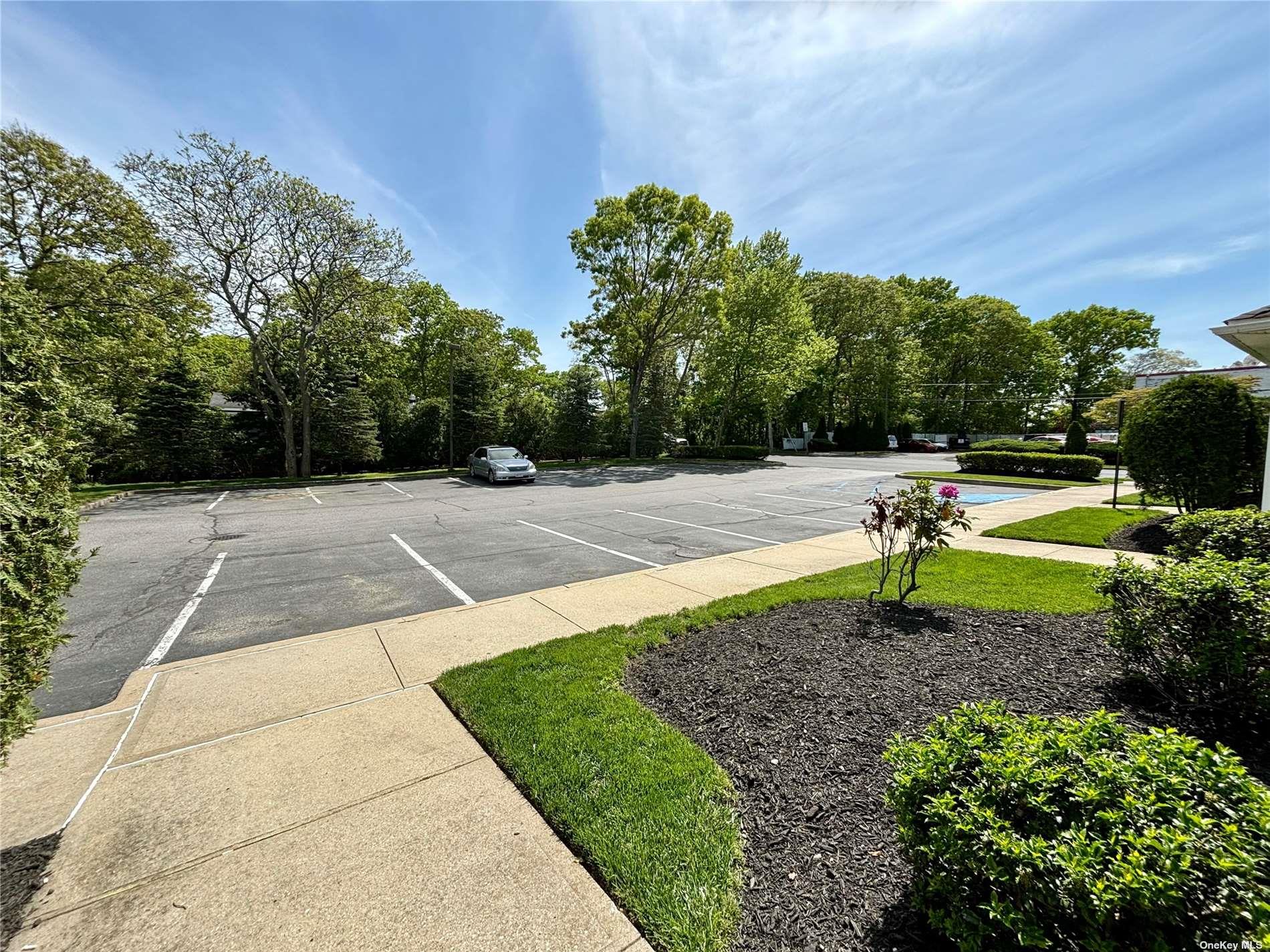 #11 photo, 910 Montauk Highway, サフォーク郡 Shirley , NY 11967