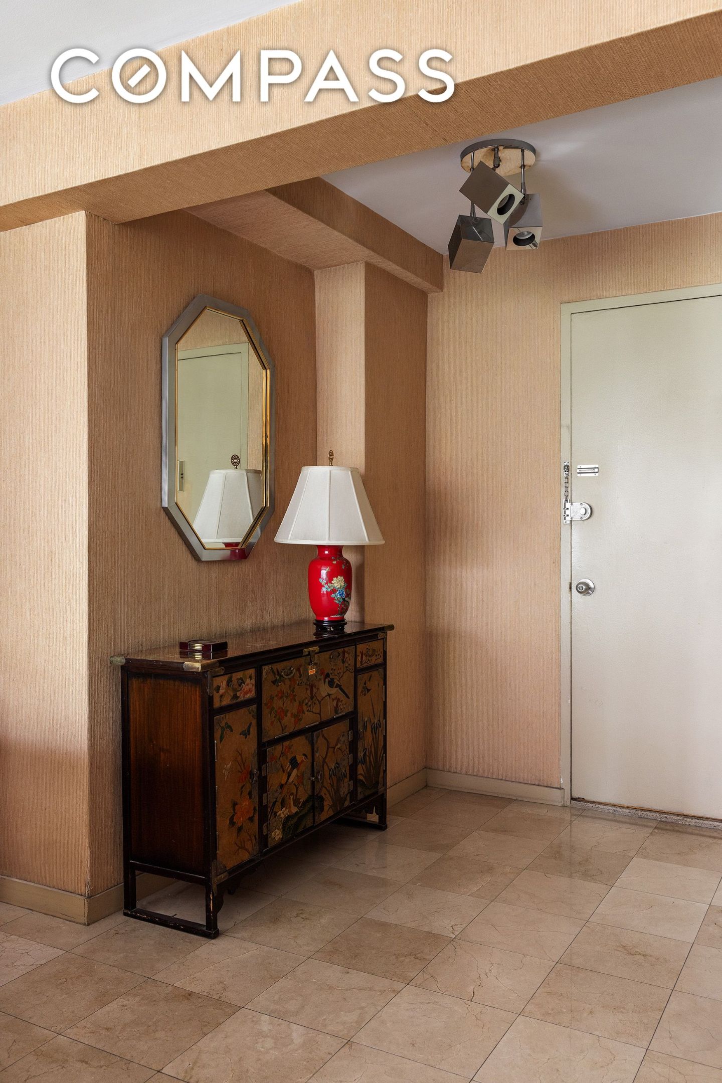 #8 photo, 515 E 85th Street, マンハッタン Upper East Side , NY 10028