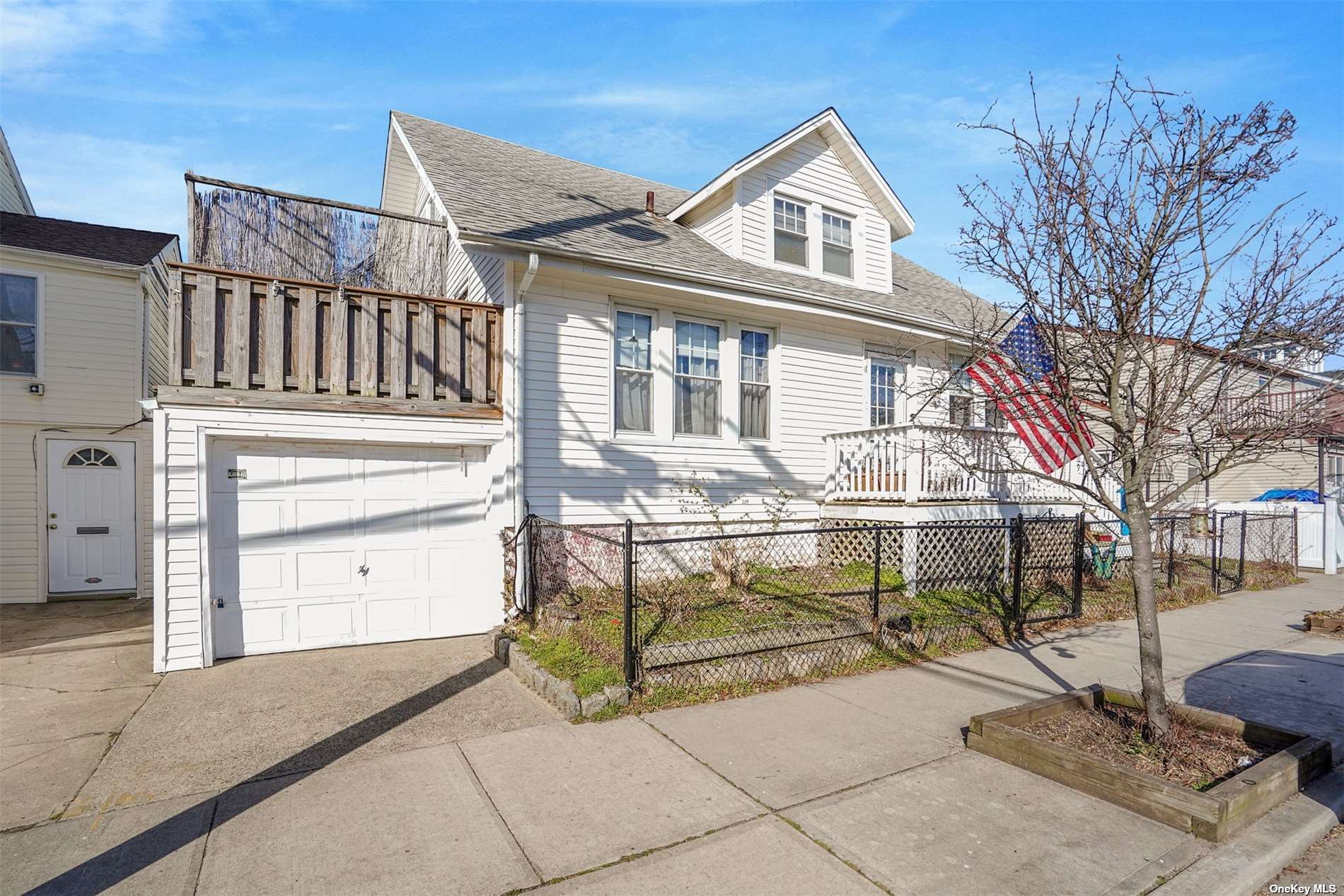 #1 photo, 609 W Walnut Street, Long Beach , NY 11561