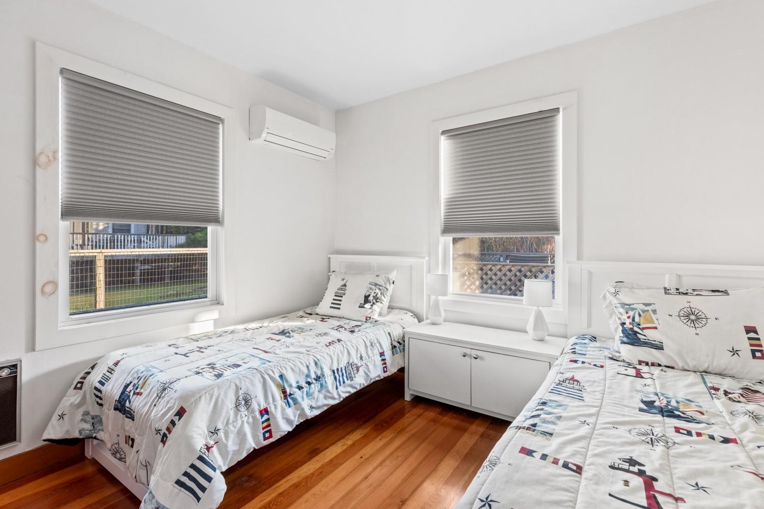 #14 photo, 38 Homesite Avenue, Seaview , NY 11770