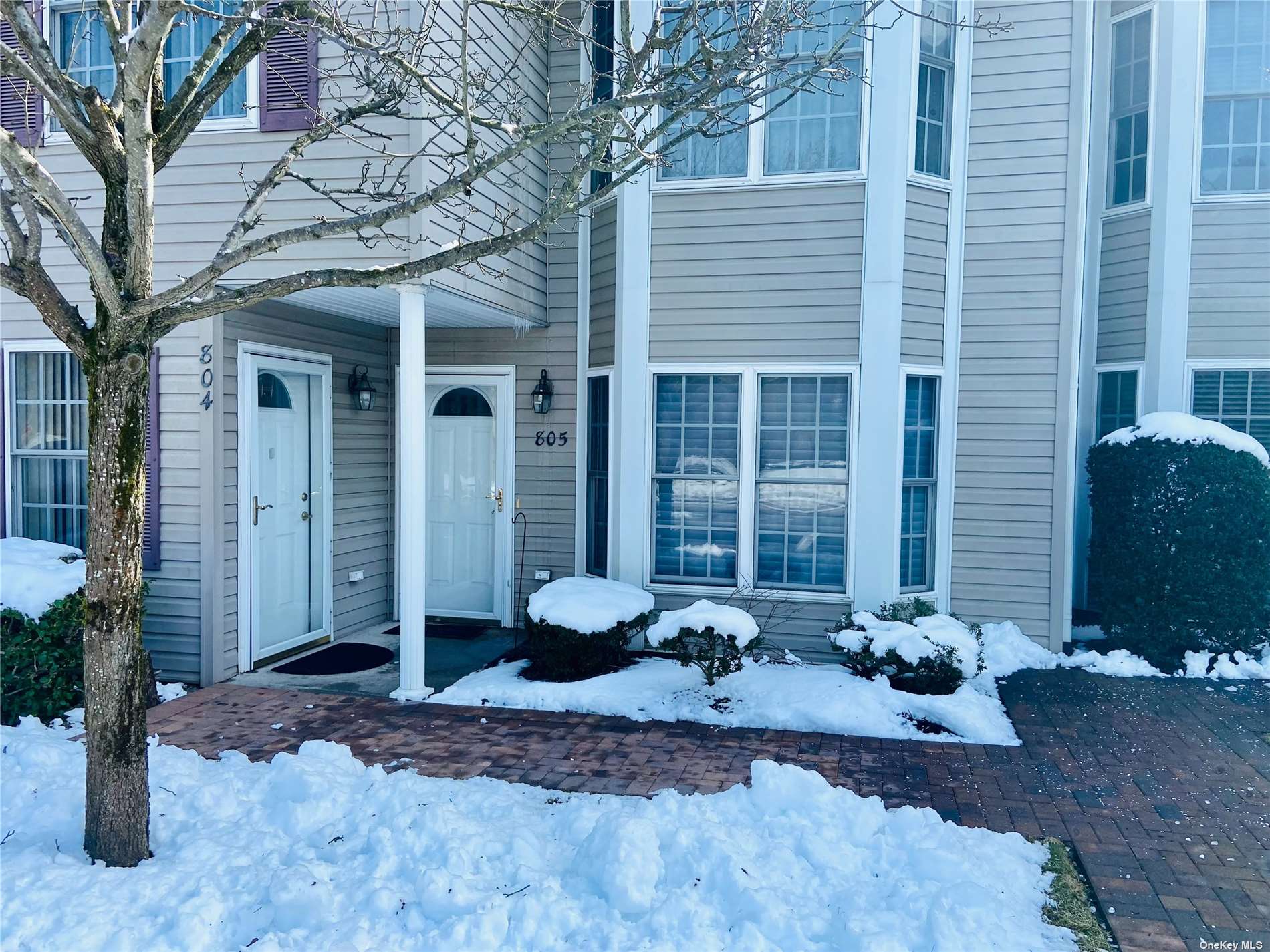 #1 photo, 805 Altessa Boulevard, Melville , NY 11747