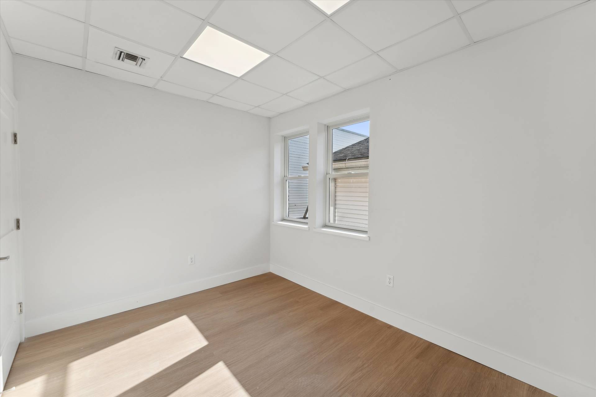 #14 photo, 3 Windmill Ln, サフォーク郡 Southampton , NY 11968