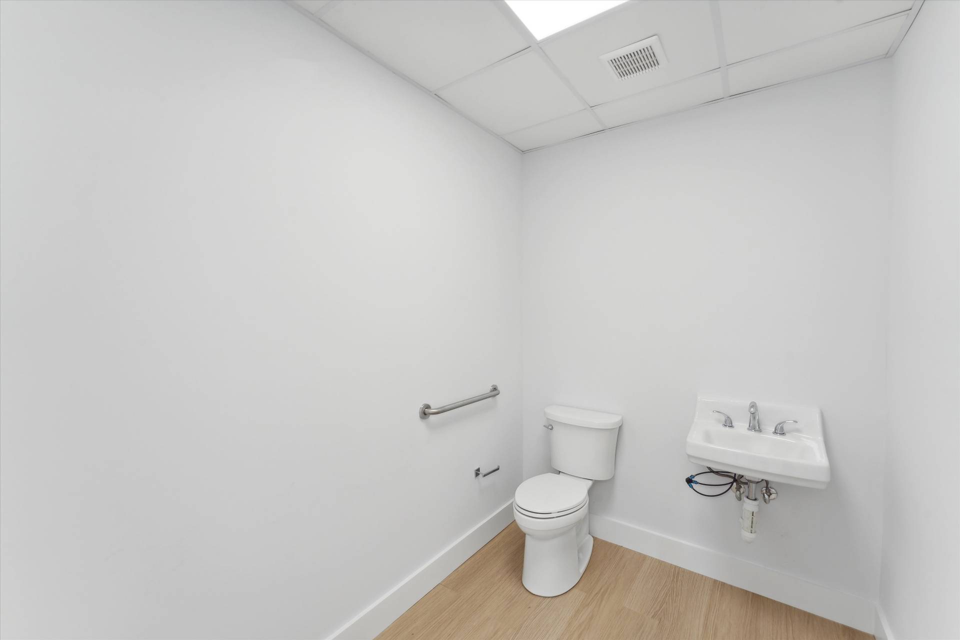 #18 photo, 3 Windmill Ln, サフォーク郡 Southampton , NY 11968