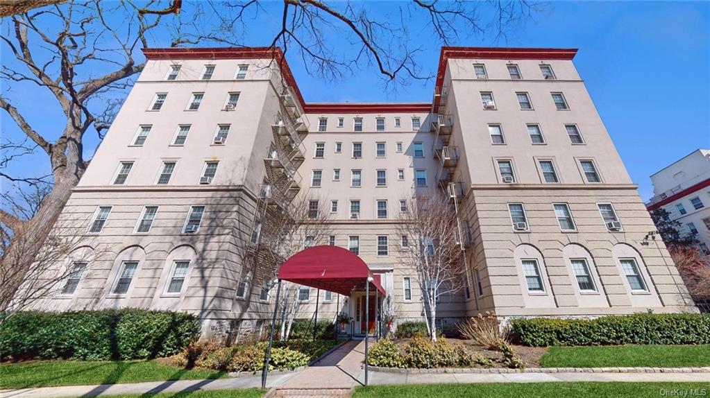 #1 photo, 1 Park Lane, Mount Vernon , NY 10552