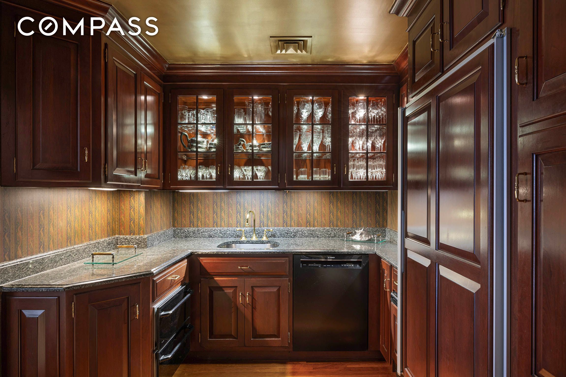 #9 photo, 993 5th Avenue, マンハッタン Upper East Side , NY 10028