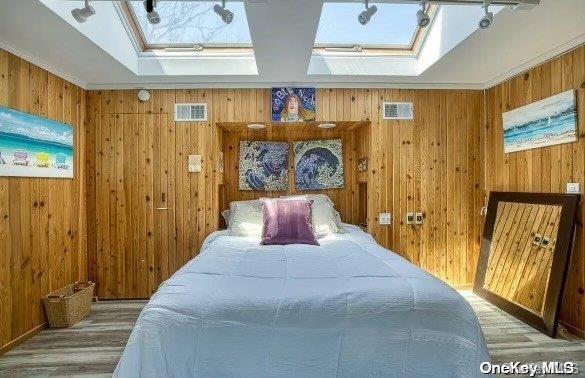 #13 photo, 332 Dehnoff Walk, Ocean Beach , NY 11770