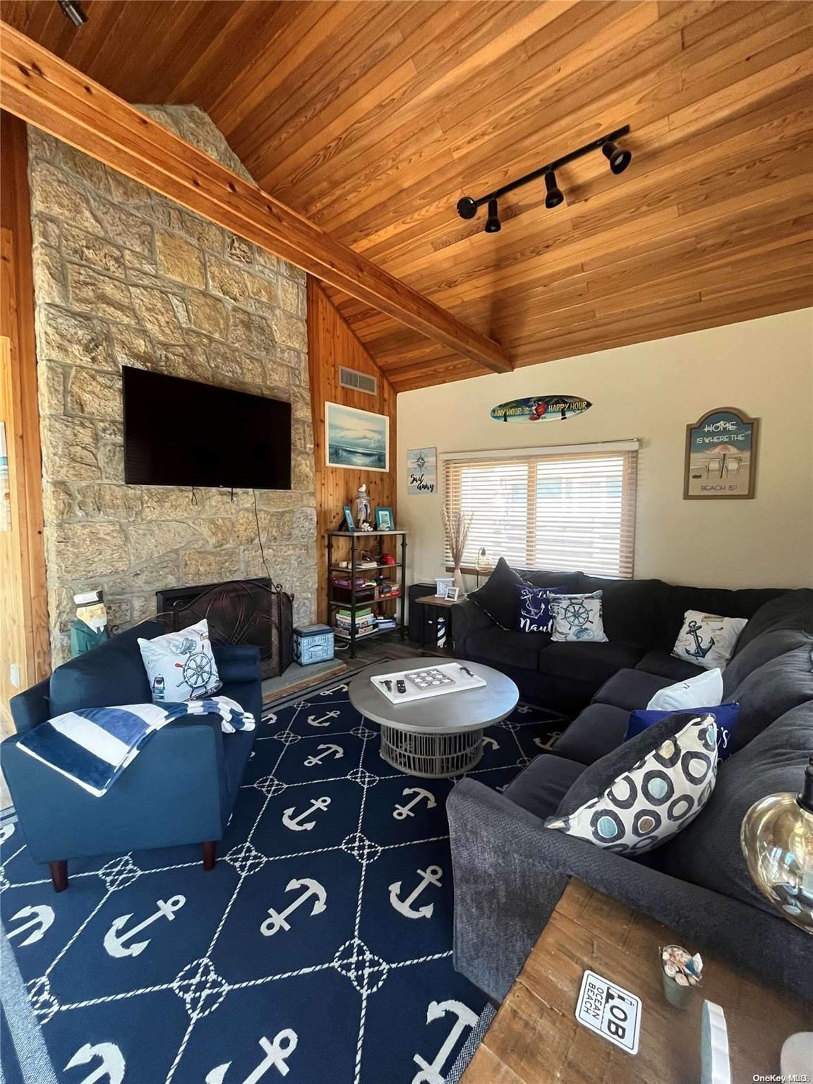 #15 photo, 332 Dehnoff Walk, Ocean Beach , NY 11770