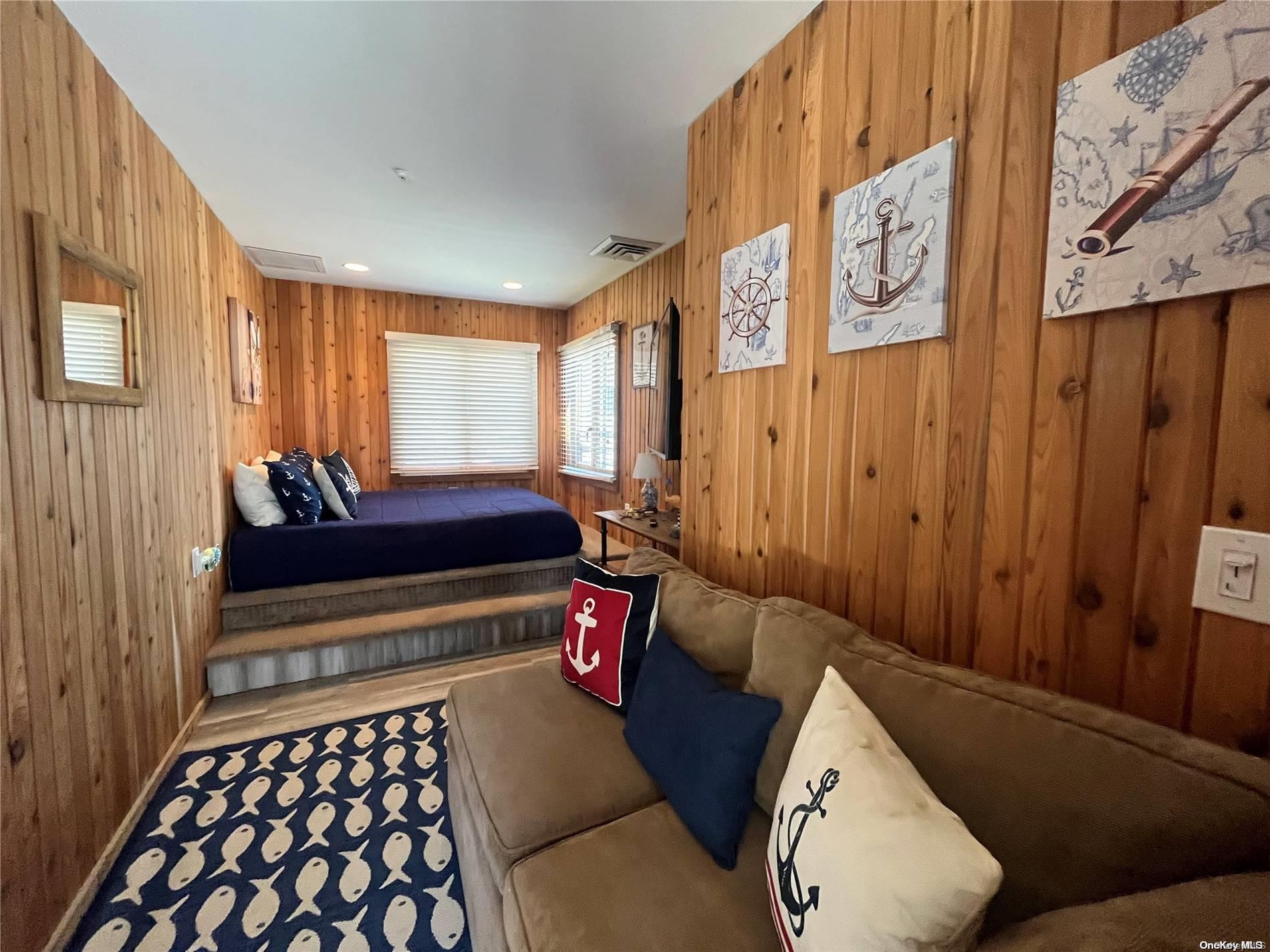 #18 photo, 332 Dehnoff Walk, Ocean Beach , NY 11770