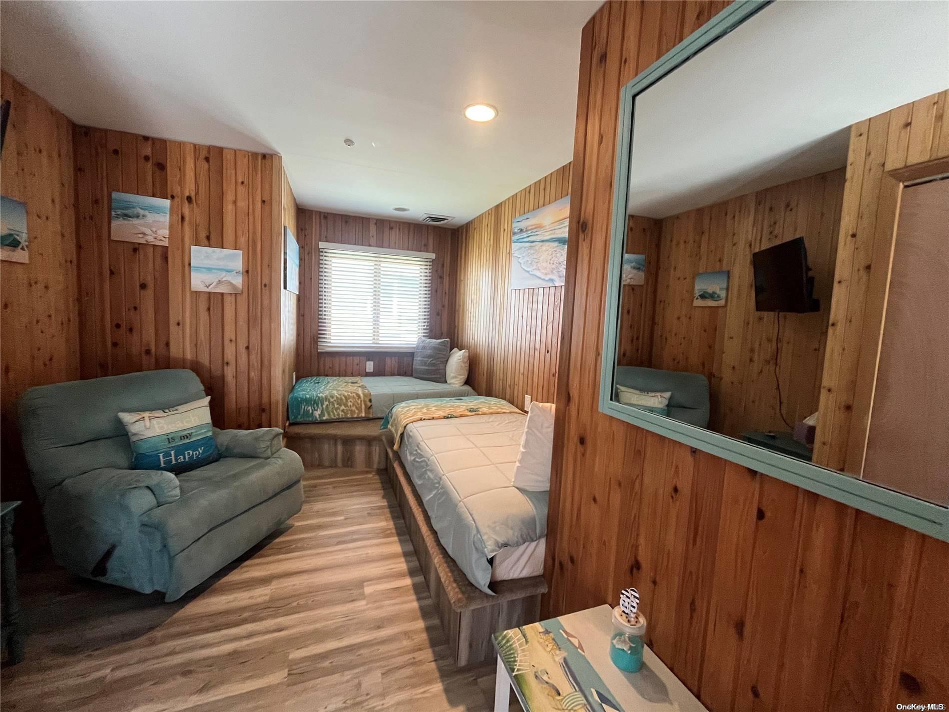 #19 photo, 332 Dehnoff Walk, Ocean Beach , NY 11770