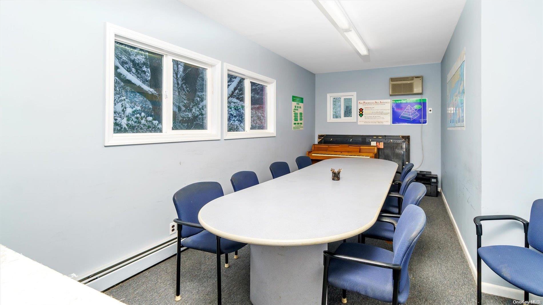 #17 photo, 32 Chichester Avenue, سوفولك Center Moriches , NY 11934