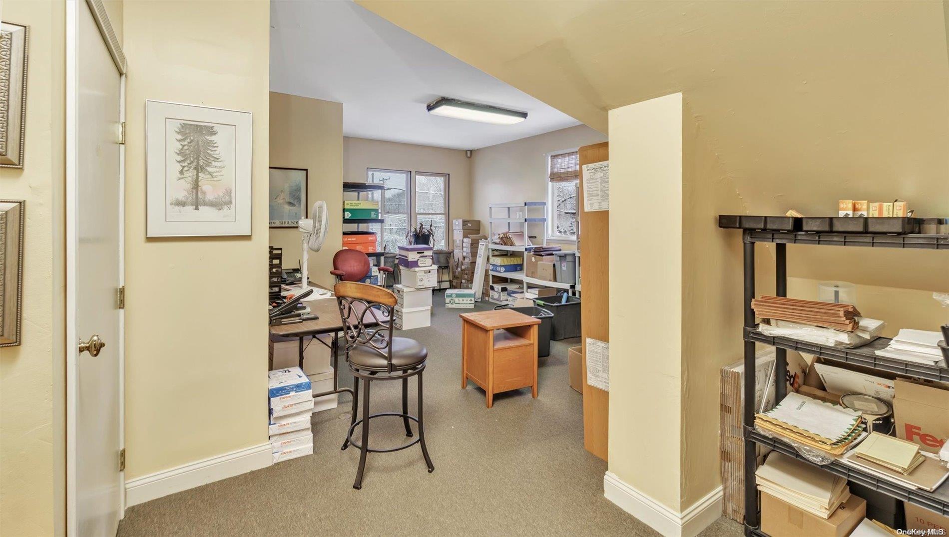 #20 photo, 32 Chichester Avenue, سوفولك Center Moriches , NY 11934