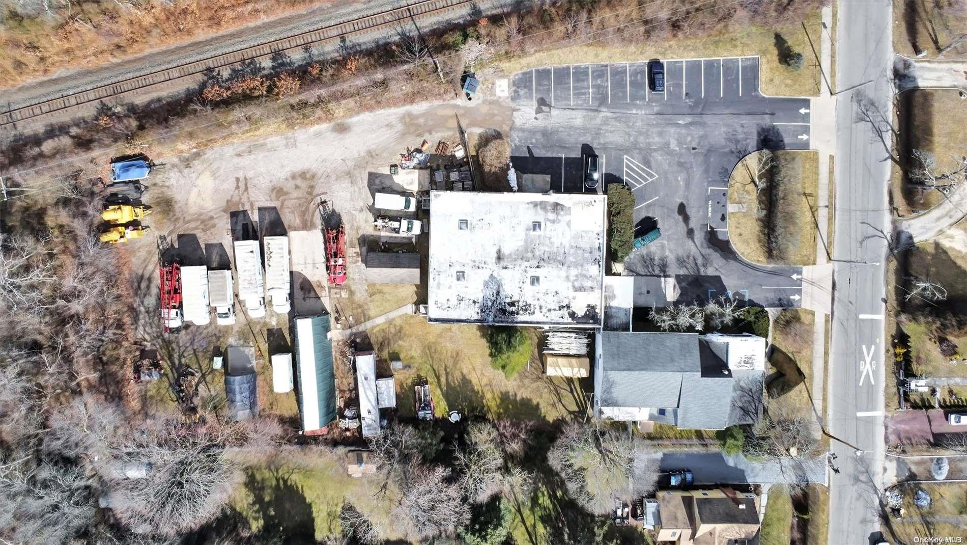 #8 photo, 32 Chichester Avenue, سوفولك Center Moriches , NY 11934