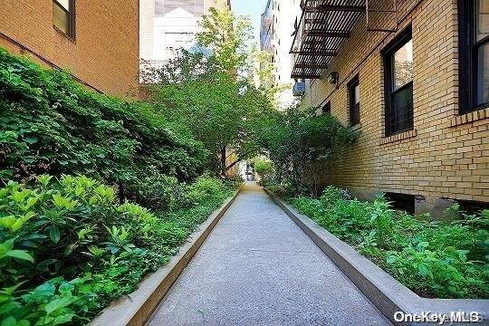 #5 photo, 82-16 34 Avenue, クイーンズ区 Jackson Heights , NY 11372