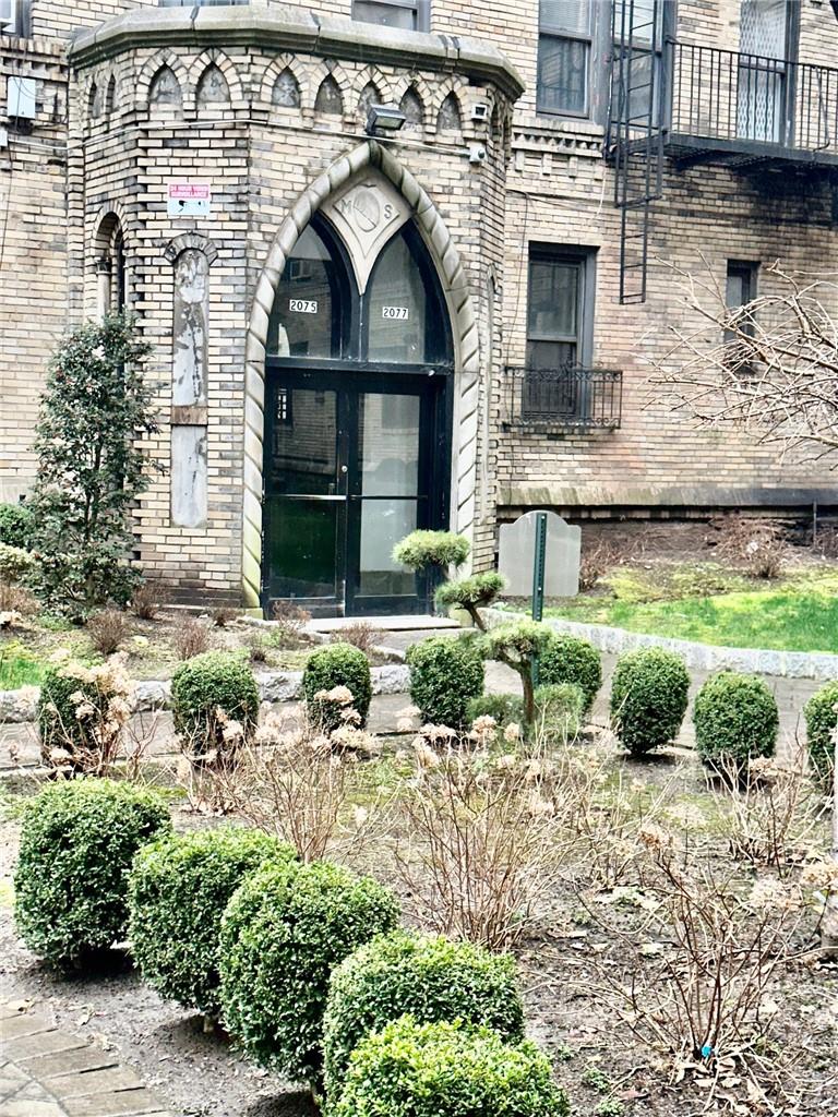 #8 photo, 2075 Wallace Avenue, ブロンクス区 Bronx , NY 10462