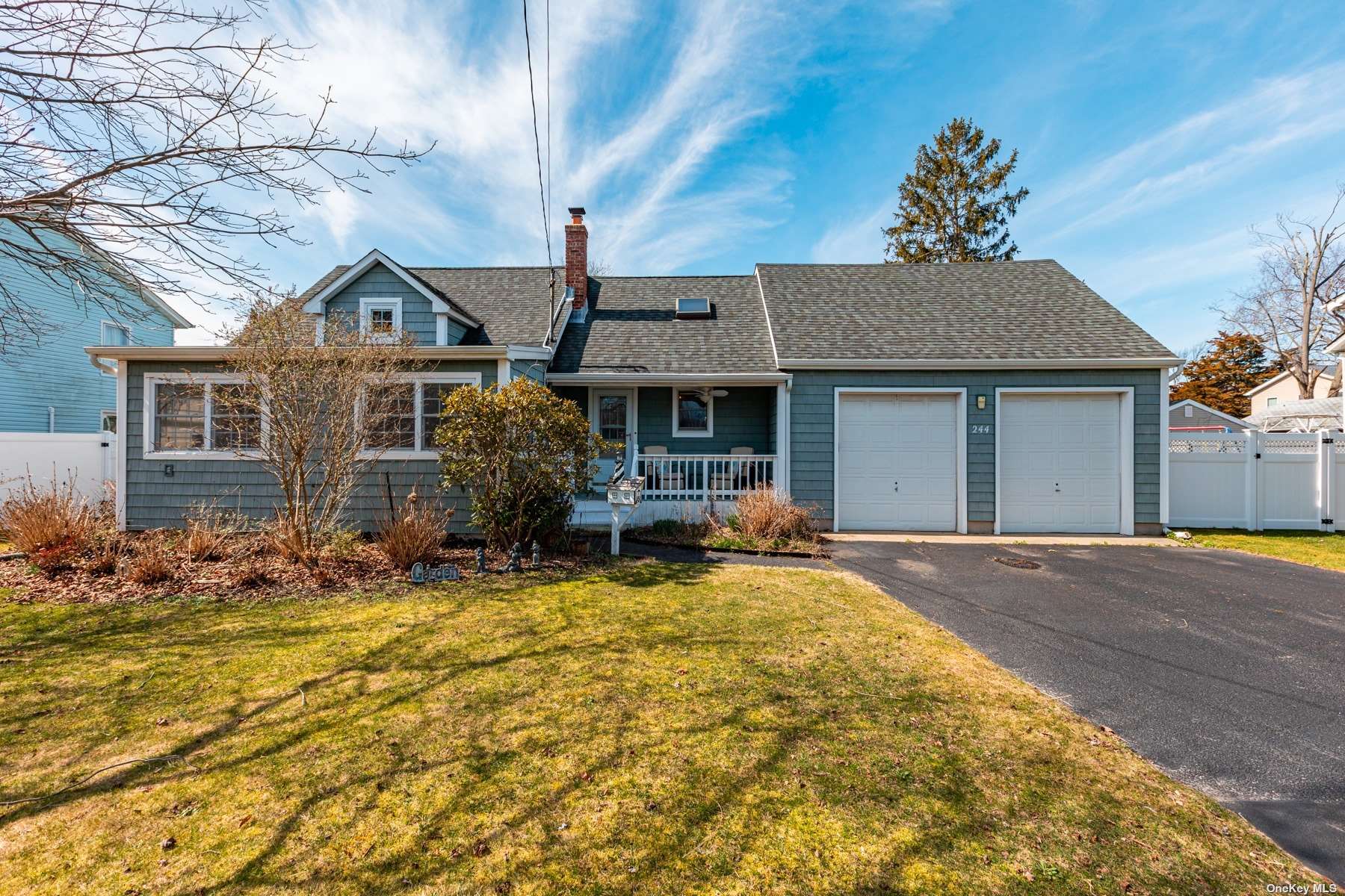 #1 photo, 244 Rider Avenue, מחוז סאפוק Patchogue , NY 11772