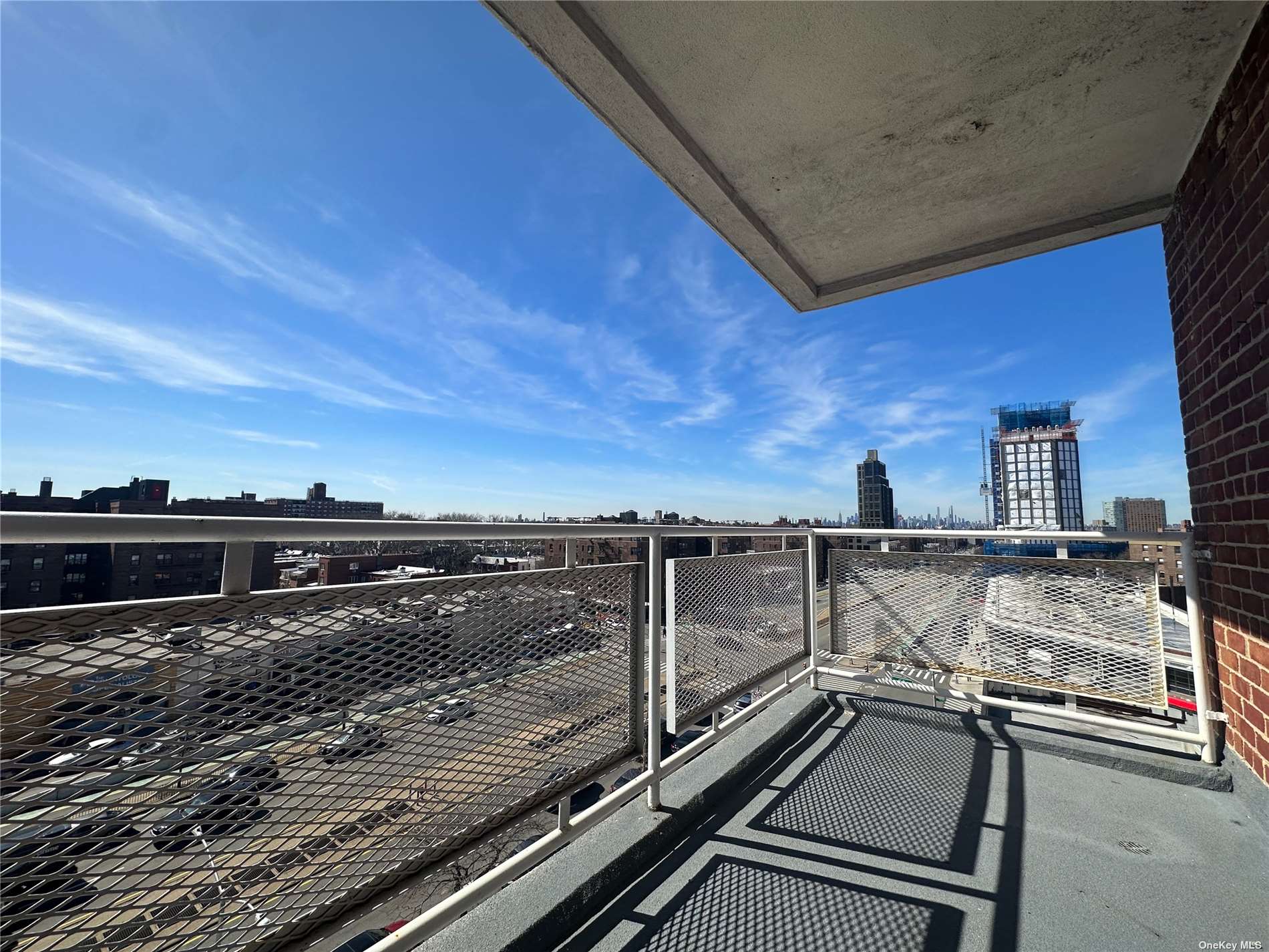 #1 photo, 100-25 Queens Boulevard, 뉴욕퀸즈 Forest Hills , NY 11375