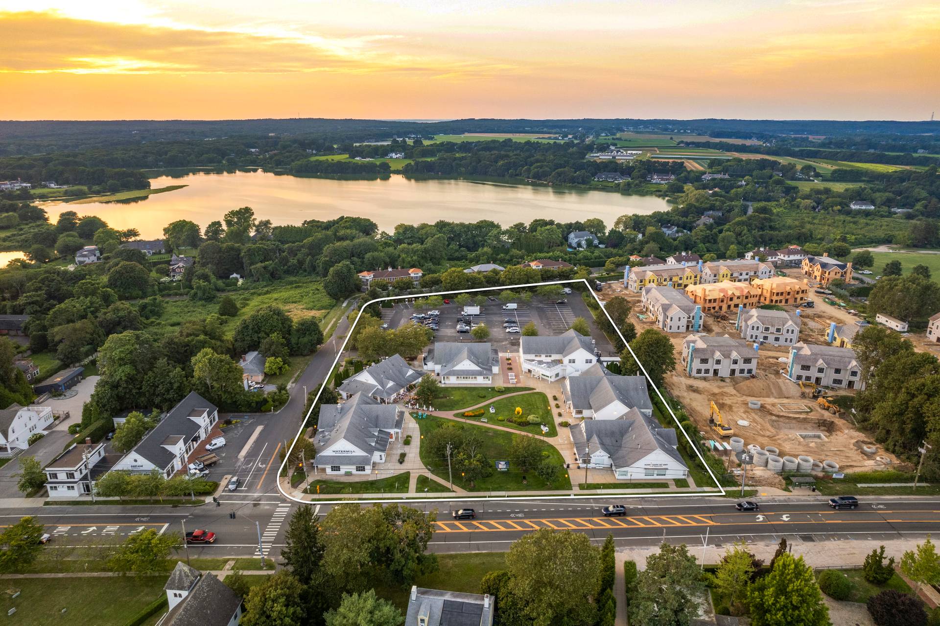 #19 photo, 760 Montauk Highway, Building 1 Unit B, サフォーク郡 Water Mill , NY 11976