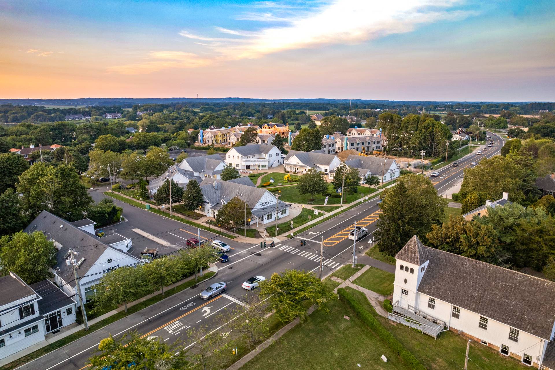 #20 photo, 760 Montauk Highway, Building 1 Unit B, サフォーク郡 Water Mill , NY 11976