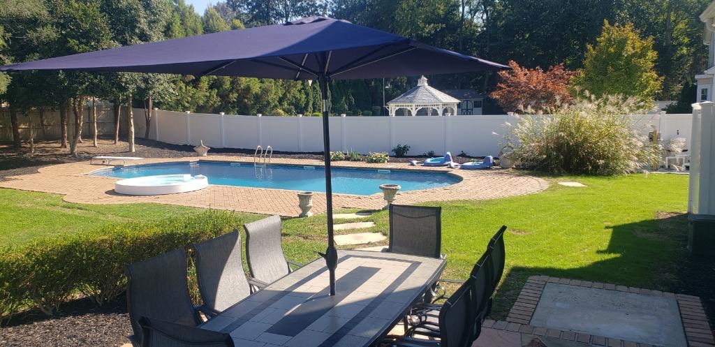 #2 photo, 11 Mark Twain Lane, E. Setauket , NY 11733