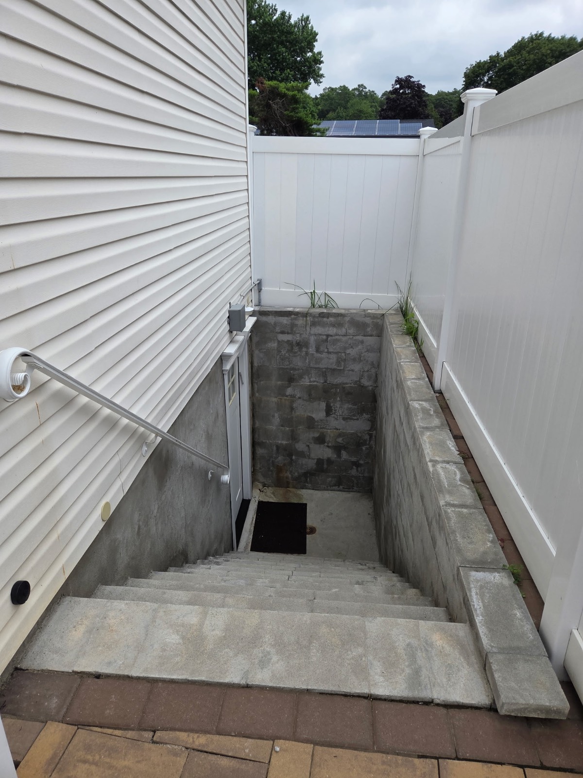 #22 photo, 11 Mark Twain Lane, E. Setauket , NY 11733