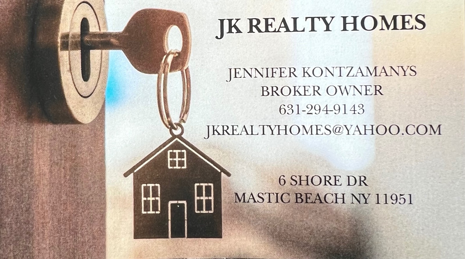 #37 photo, 11 Mark Twain Lane, E. Setauket , NY 11733