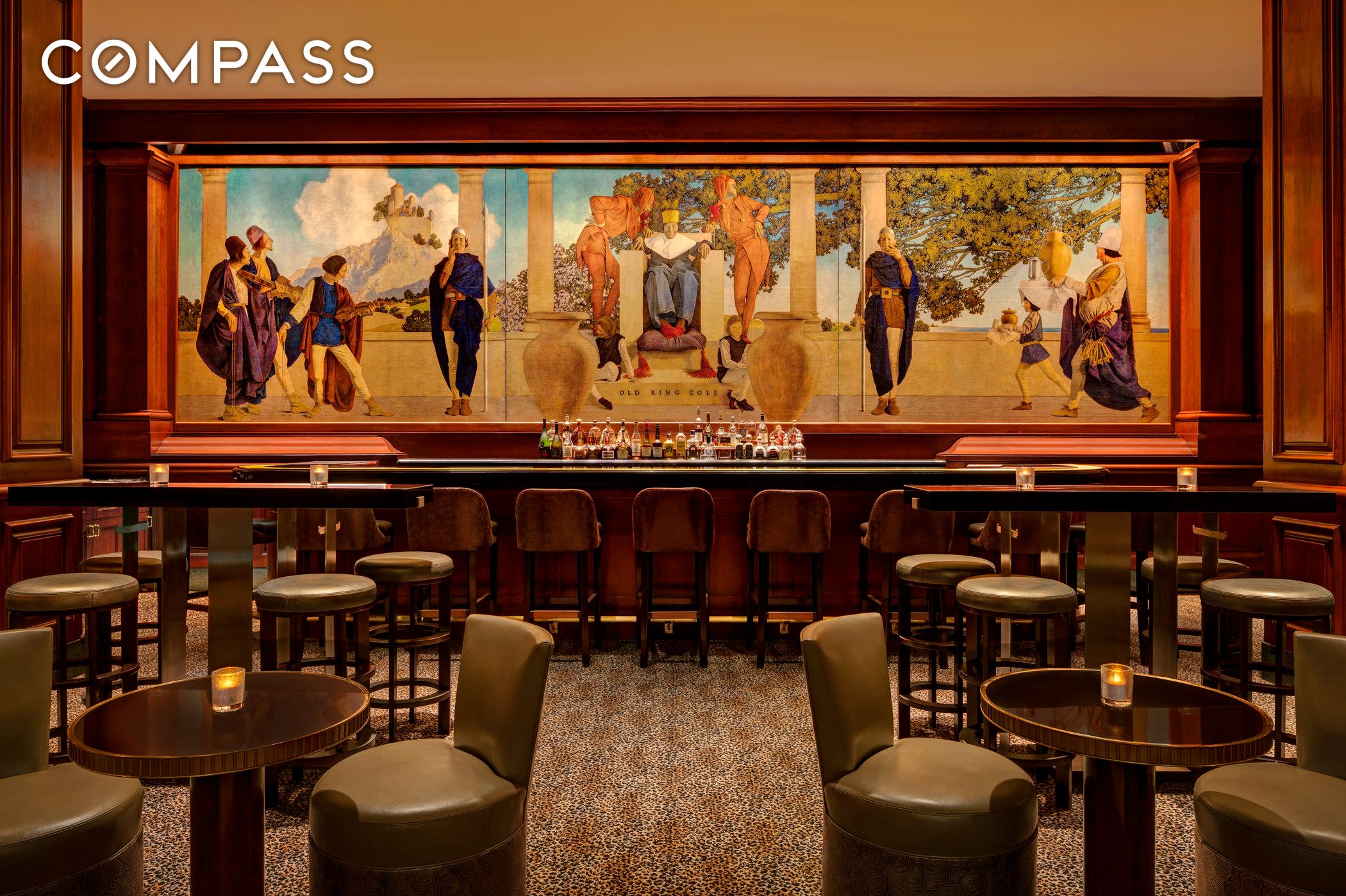 #10 photo, 2 E 55th Street, マンハッタン Midtown East , NY 10022